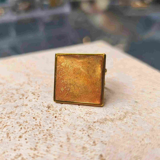 Création unique Made in France - bague carrée orangée et or
