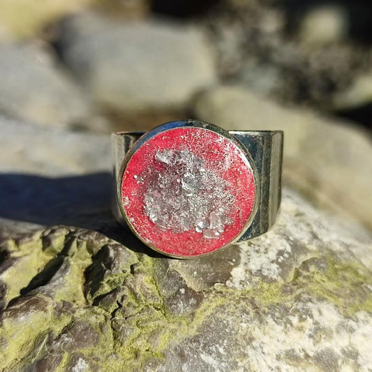 Yes, Sir! | Unique Men's Stainless Steel Ring | Red Leaf Pigment and Silver Powder