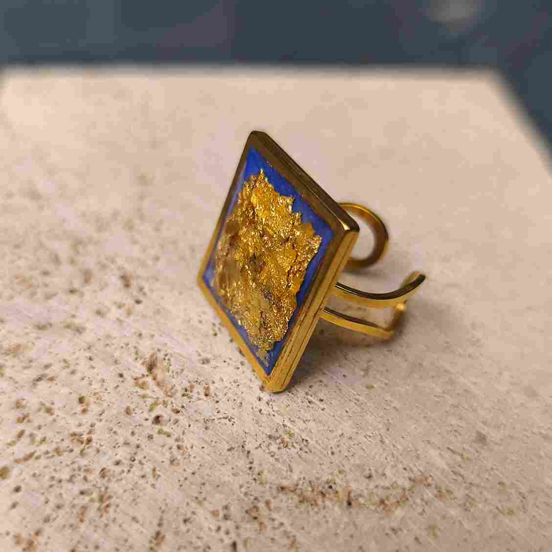 vue de cote bague-my-lady-bleu-outremer-25mm