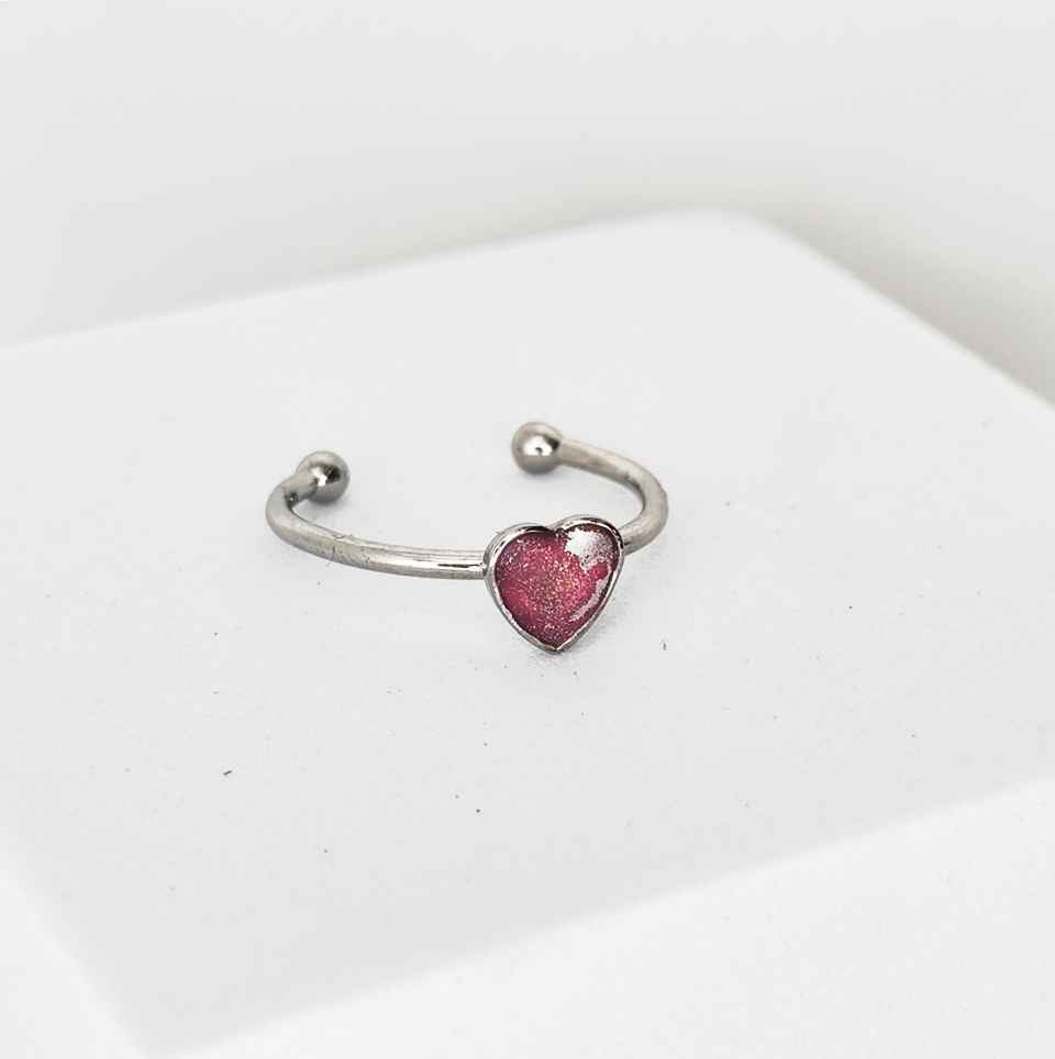 Bijou artisanal rose tendre avec reflets argentés Cœur Mécanique