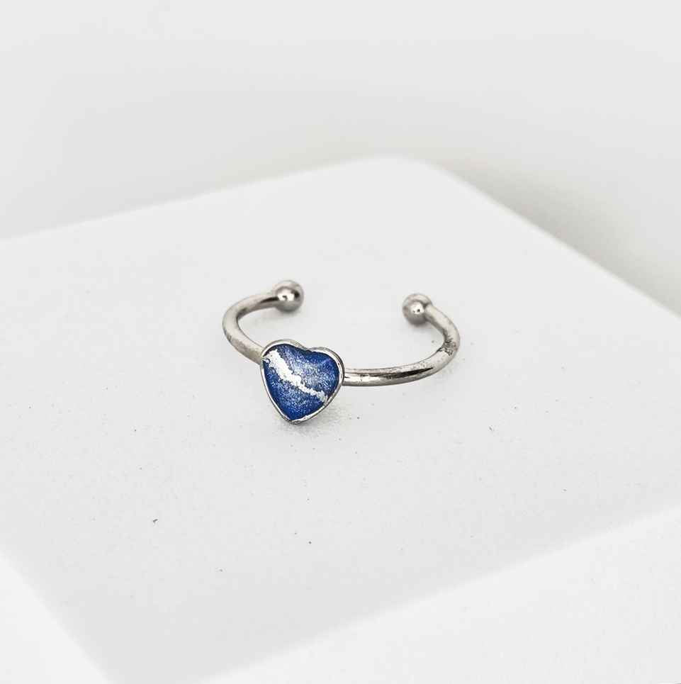Petite bague cœur bleu artisanale pour femme, fait main