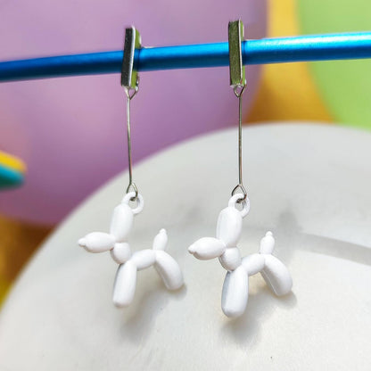 Boucles d'oreilles chien ballon argentées blanc vue 2