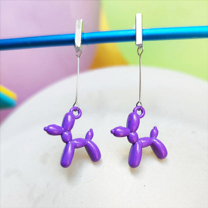 Boucles d'oreilles chien ballon argentées violet vue 2