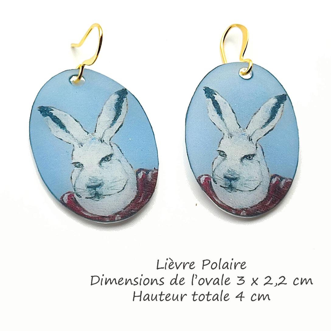 Boucles d'oreilles lapin lièvre polaire, fond bleu glace bijou d'artiste
