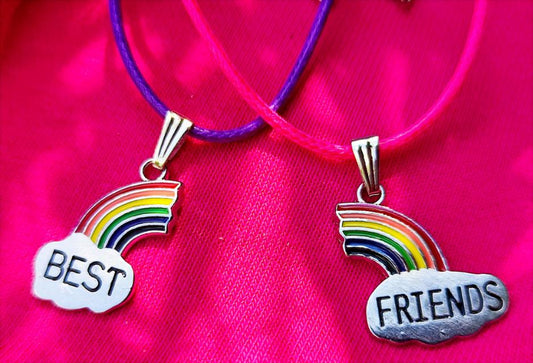 Bijoux BFF parfaits pour enfants et adolescents.