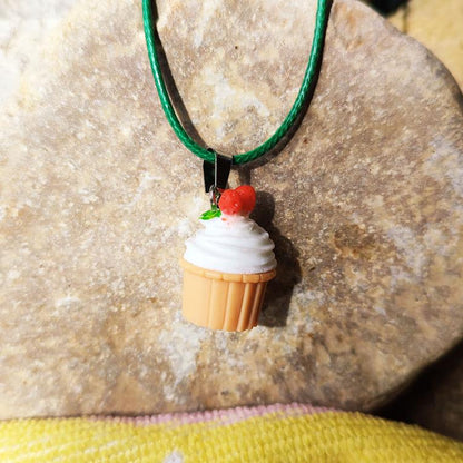 collier cupcake fraise