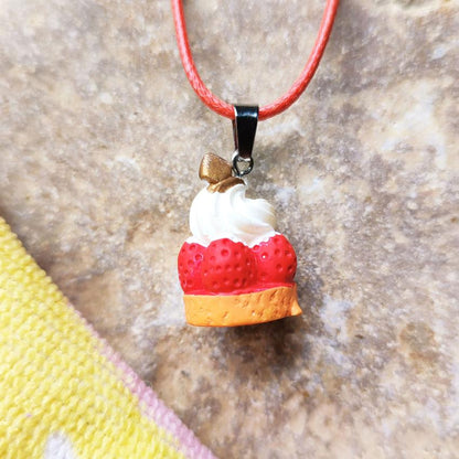 collier tartelette aux fraises