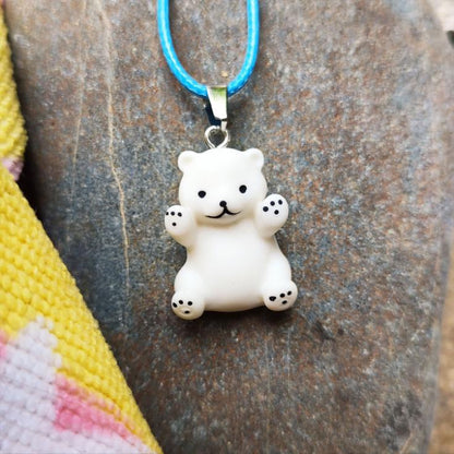 Collier Ours Blanc couché 