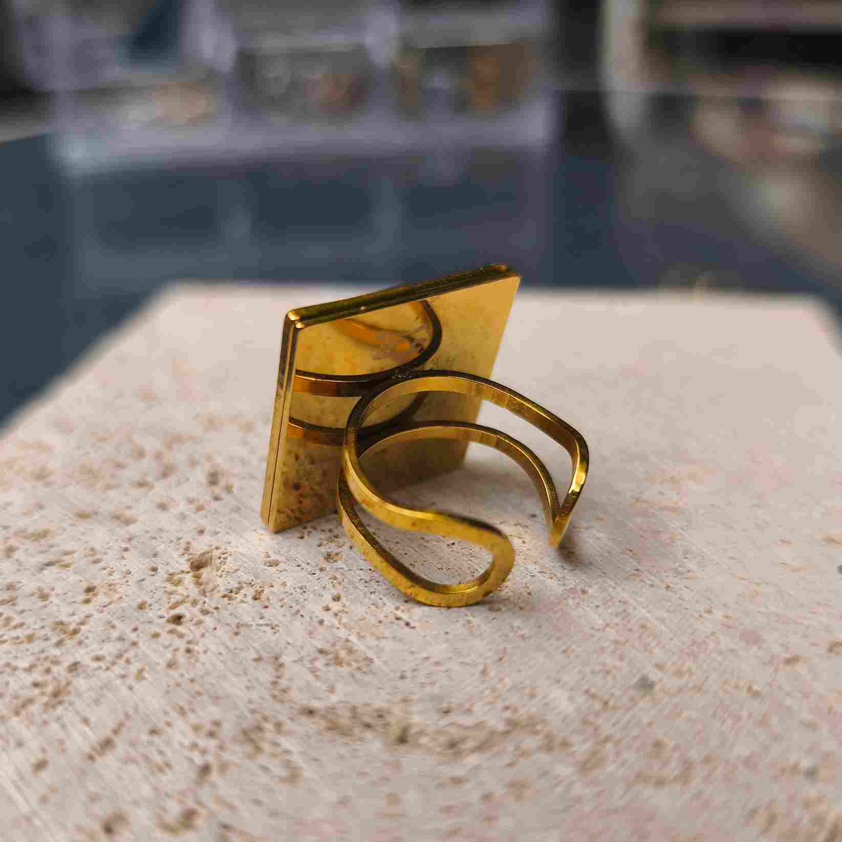 Bague femme rouge feu en inox 316 plaqué or 24K
