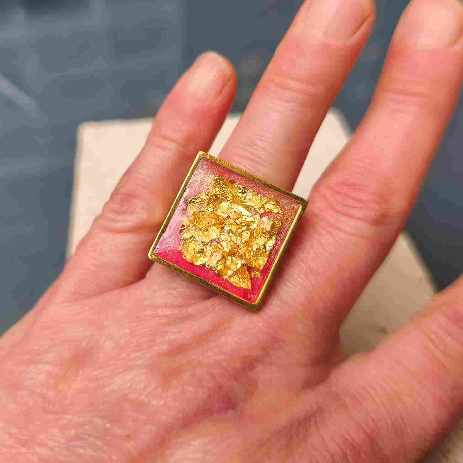 Bague femme rouge feu en inox 316 plaqué or 24K