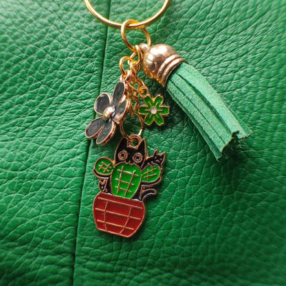 Porte-Clé Chat Noir Porte Bonheur | Accessoire Kawaii | Pot de Cactus